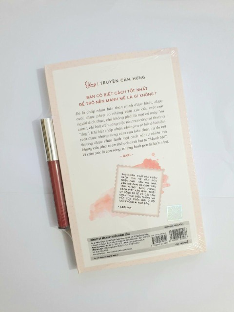 Đời ngắn đừng khóc hãy tô son - GARI